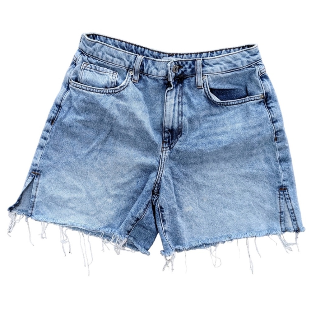 Forever 21 frayed denim jean shorts with slide slits cut offs size 26